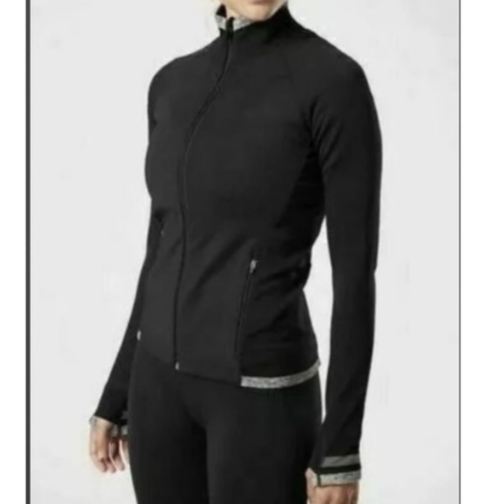 Athleta Andes Hybrid Black Jacket full zip with thumbholes